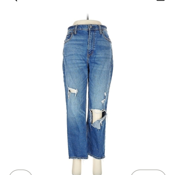 Abercrombie & Fitch Denim - Abercrombie & Fitch Ultra High Rise Ankle- Distressed/Ripped  Size 28/6R